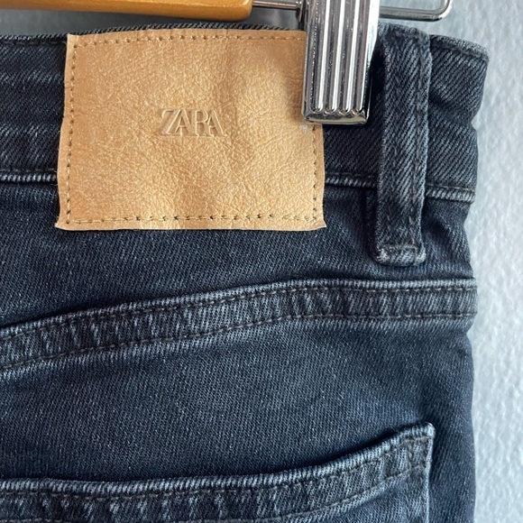 NWT Zara Vintage Skinny High Rise Ankle Jeans in Black. Size 10 - Picture 6 of 11